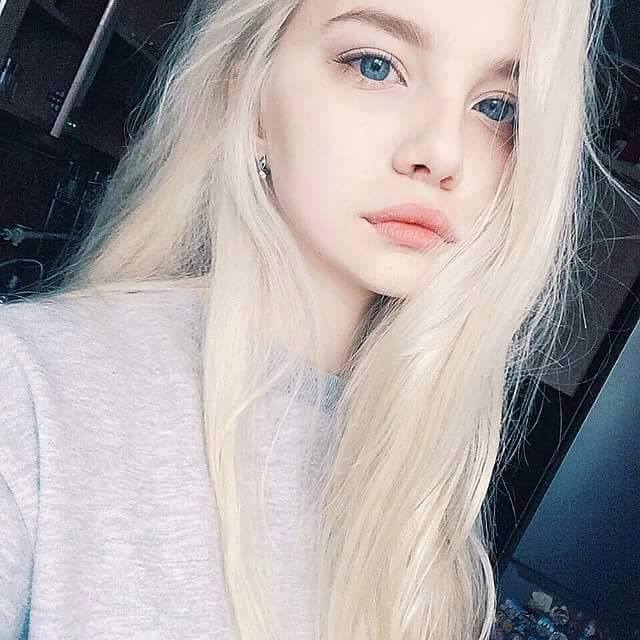 Elizabeth Goth